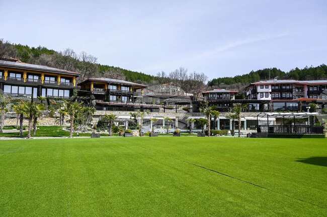 Glavatarski Han Hotel Complex at Kardzhali Reservoir Is Designated as Wellness Centre