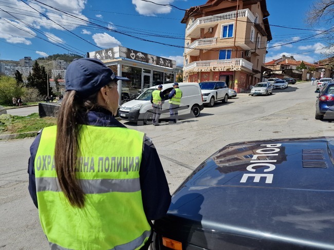 Задържани са двама мъже за агресия срещу полицейски служители в Старозагорско