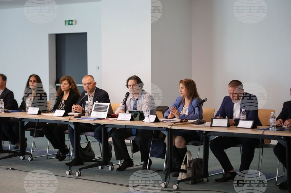 Бургас - Изпълнителна агенция по рибарство и аквакултури - пресконференция