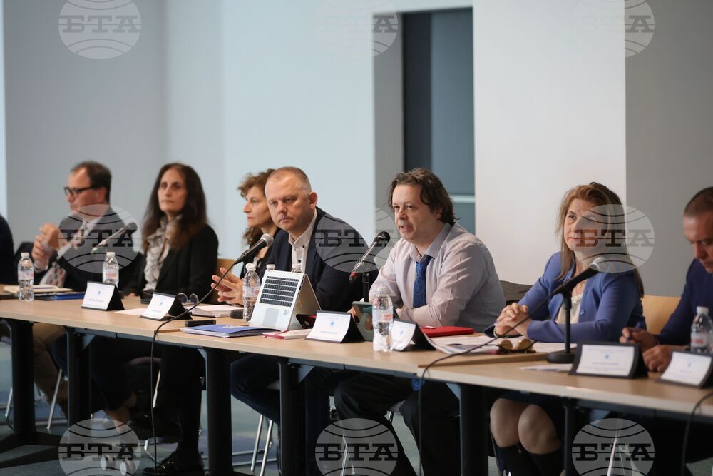 Бургас - Изпълнителна агенция по рибарство и аквакултури - пресконференция