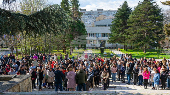ТУ – Варна засади 32 дръвчета в инициативата „Засади дърво – остави следа“