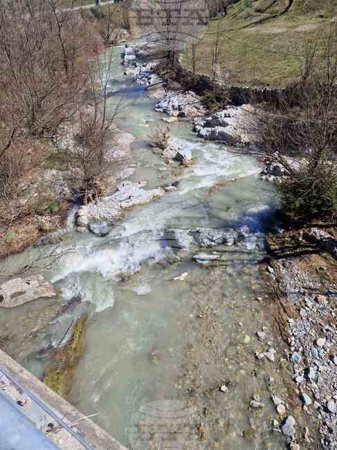 Руднични води замърсиха река Маданска заради скъсана дига 
