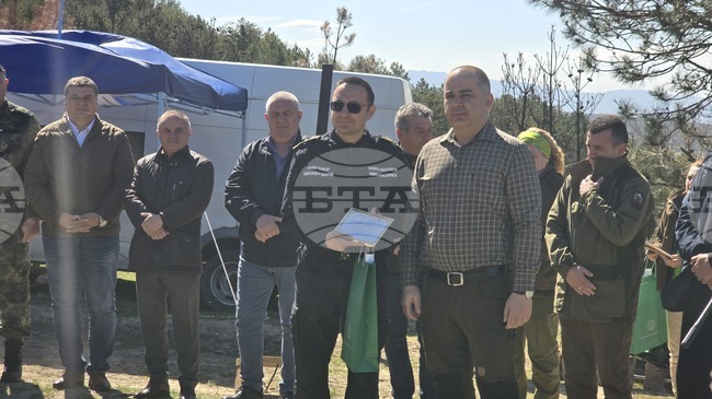 Страната ни се нуждае от национална система за борба с горските пожари, каза зам.-министър Николай Василев