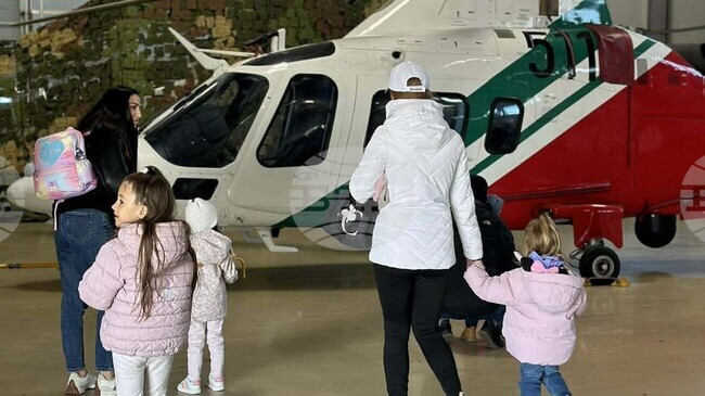 Ден на отворените врати се състоя в отряда „Въздушно наблюдение“ на “Гранична полиция“ по повод Деня на авиацията и космонавтиката