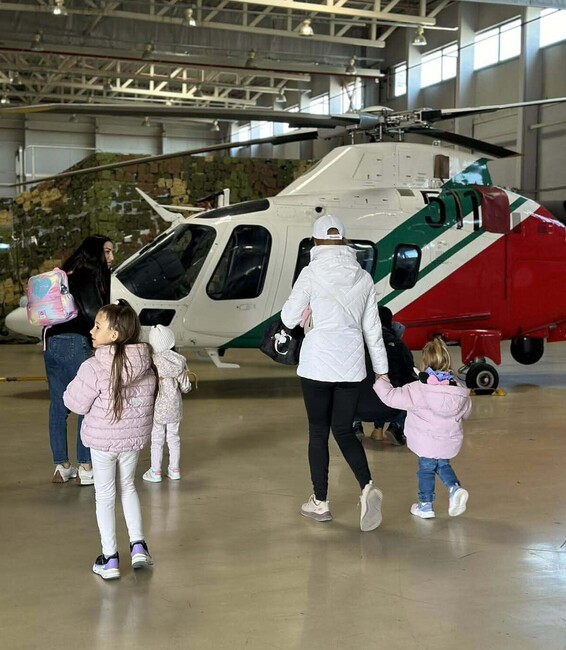 Ден на отворените врати се състоя в отряда „Въздушно наблюдение“ на “Гранична полиция“ по повод Деня на авиацията и космонавтиката