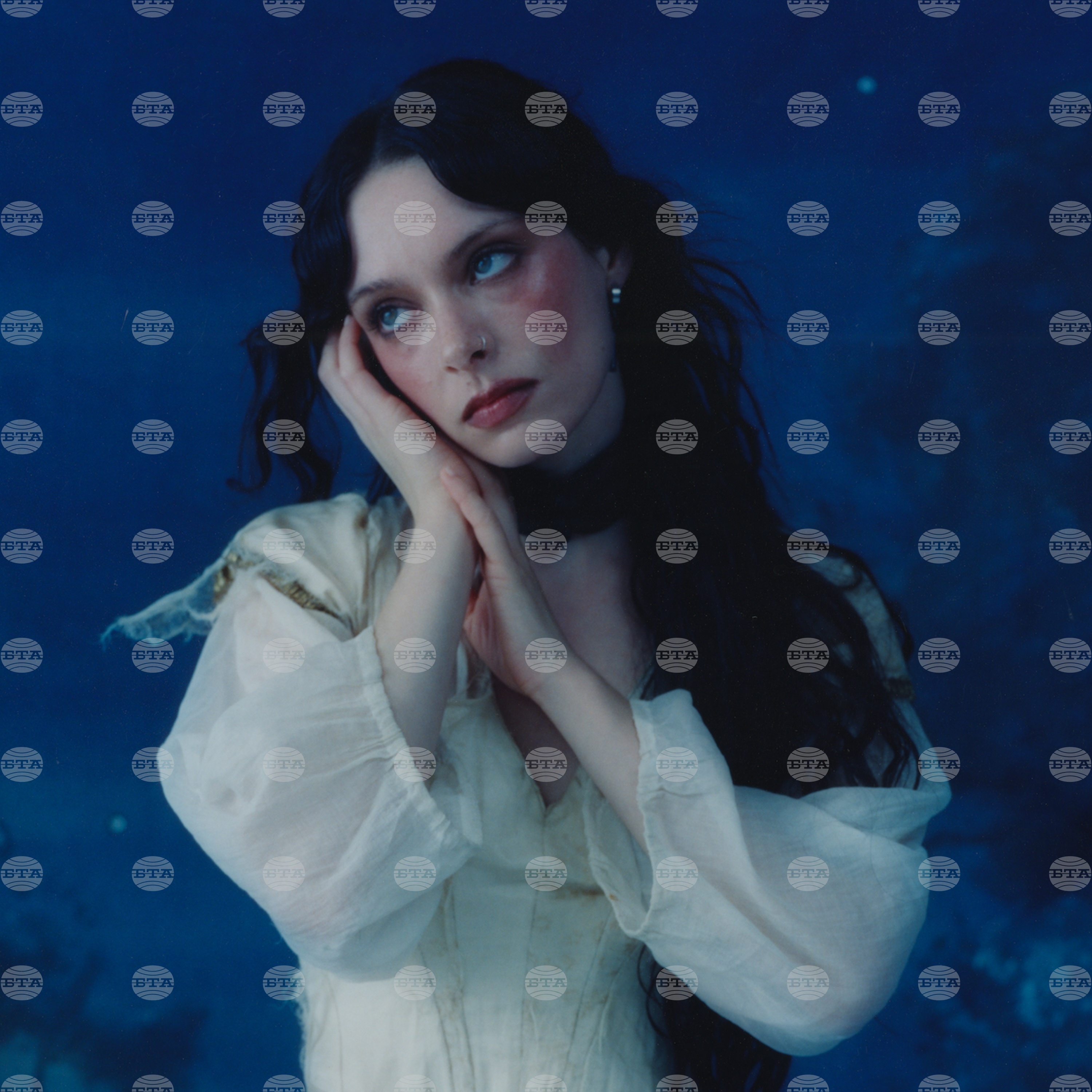 Music Review - Holly Humberstone