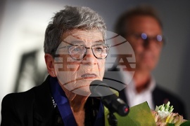 Зелма Алмалех - Национална художествена академия - награждаване