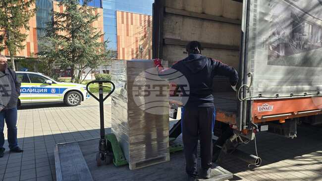 В Областната администрация в Ловеч пристигнаха бюлетините за предсрочния вот на 19 април