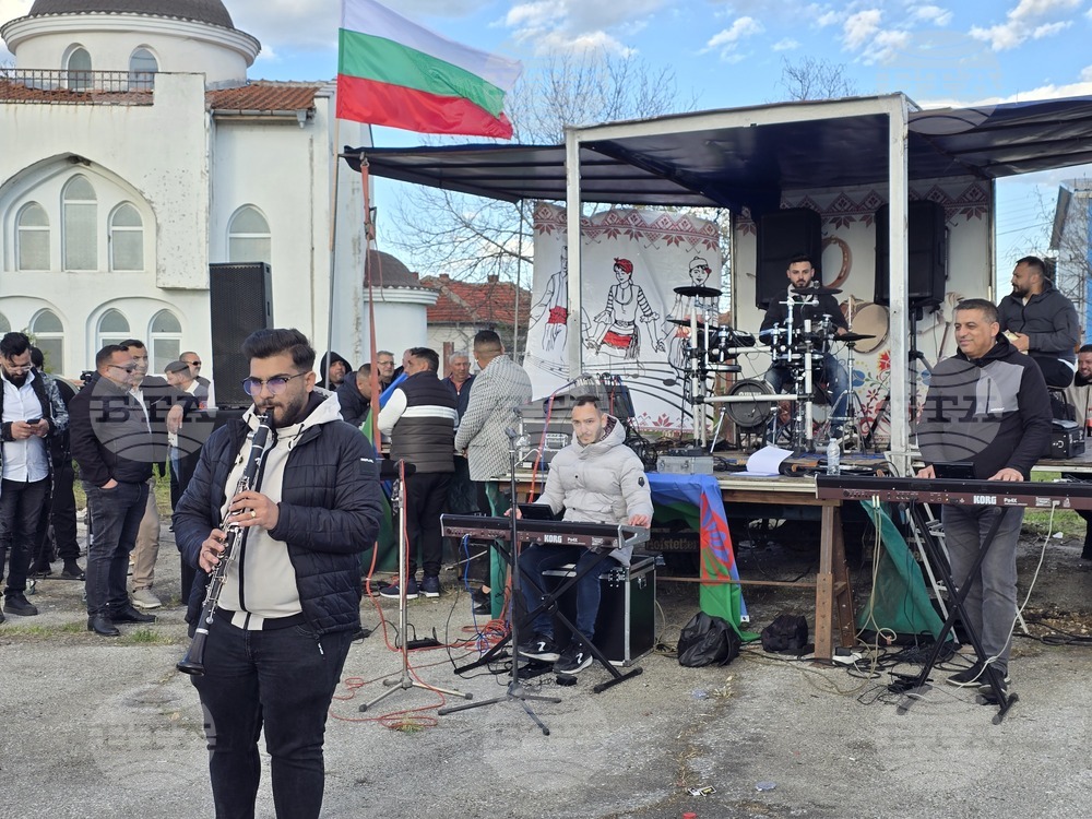Левски - празник - роми