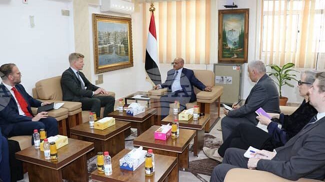 САБА: Управителят на Централната банка на Йемен се консултира с пратеника на ООН относно финансовата и икономическата ситуация в страната 