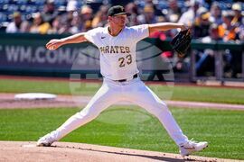 Padres Pirates Baseball