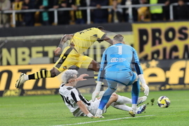 Пловдив - футбол - „Ботев“ (Пловдив) - „Локомотив“ (Пловдив)