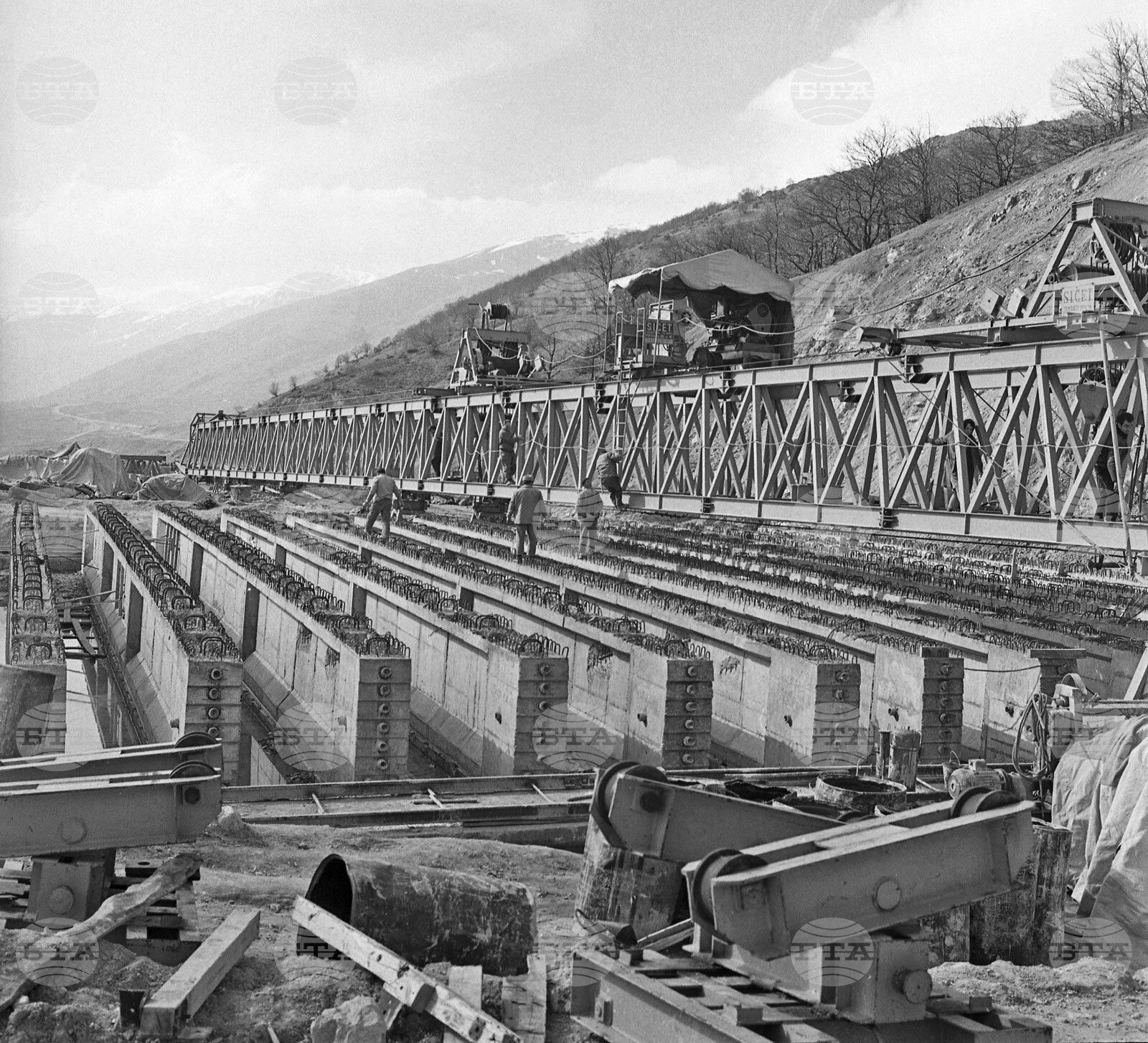 Строителни дейност по Подбалканския път  София - Бургас