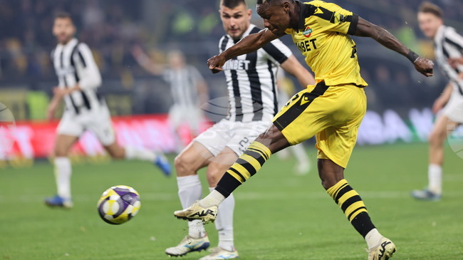 Ботев Пловдив и Локомотив Пловдив не успяха да се победят в среща от Първа лига