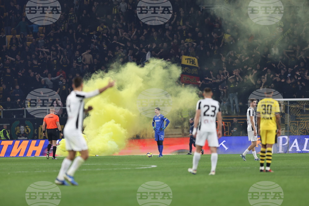 Пловдив - футбол - „Ботев“ (Пловдив) - „Локомотив“ (Пловдив)