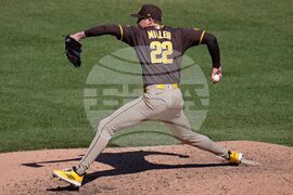Padres Pirates Baseball