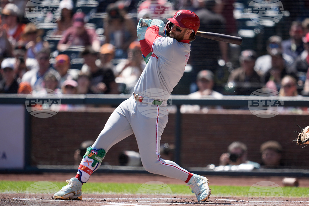 Phillies Giants Baseball