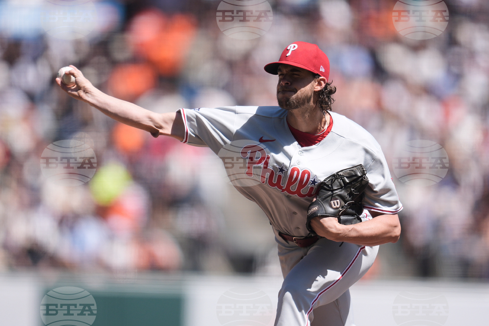 Phillies Giants Baseball