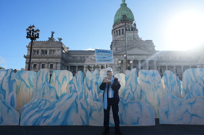 Argentina Milei Glaciers