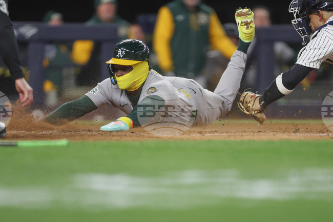 Athletics Yankees Baseball