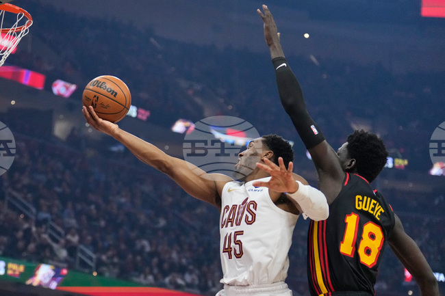 Hawks Cavaliers Basketball