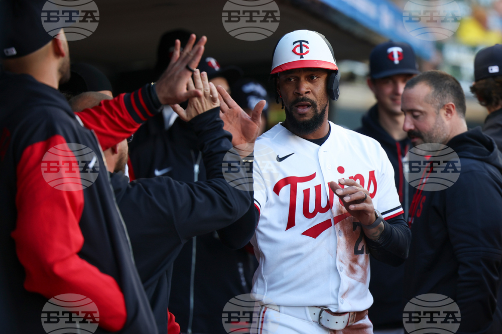 Tigers Twins Baseball