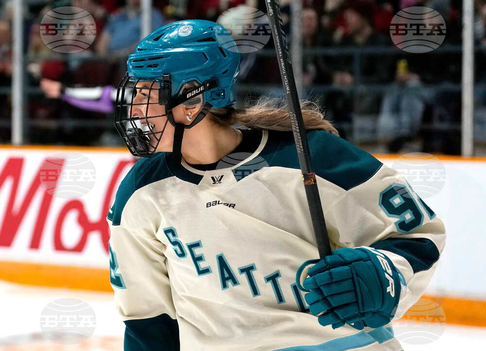 PWHL Torrent Charge 20260408