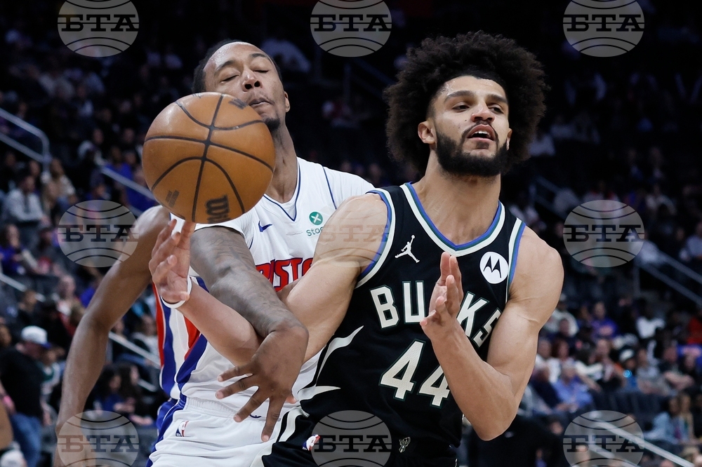 Bucks Pistons Basketball