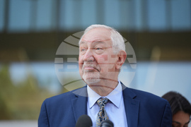 CORRECTION Matthew Perry