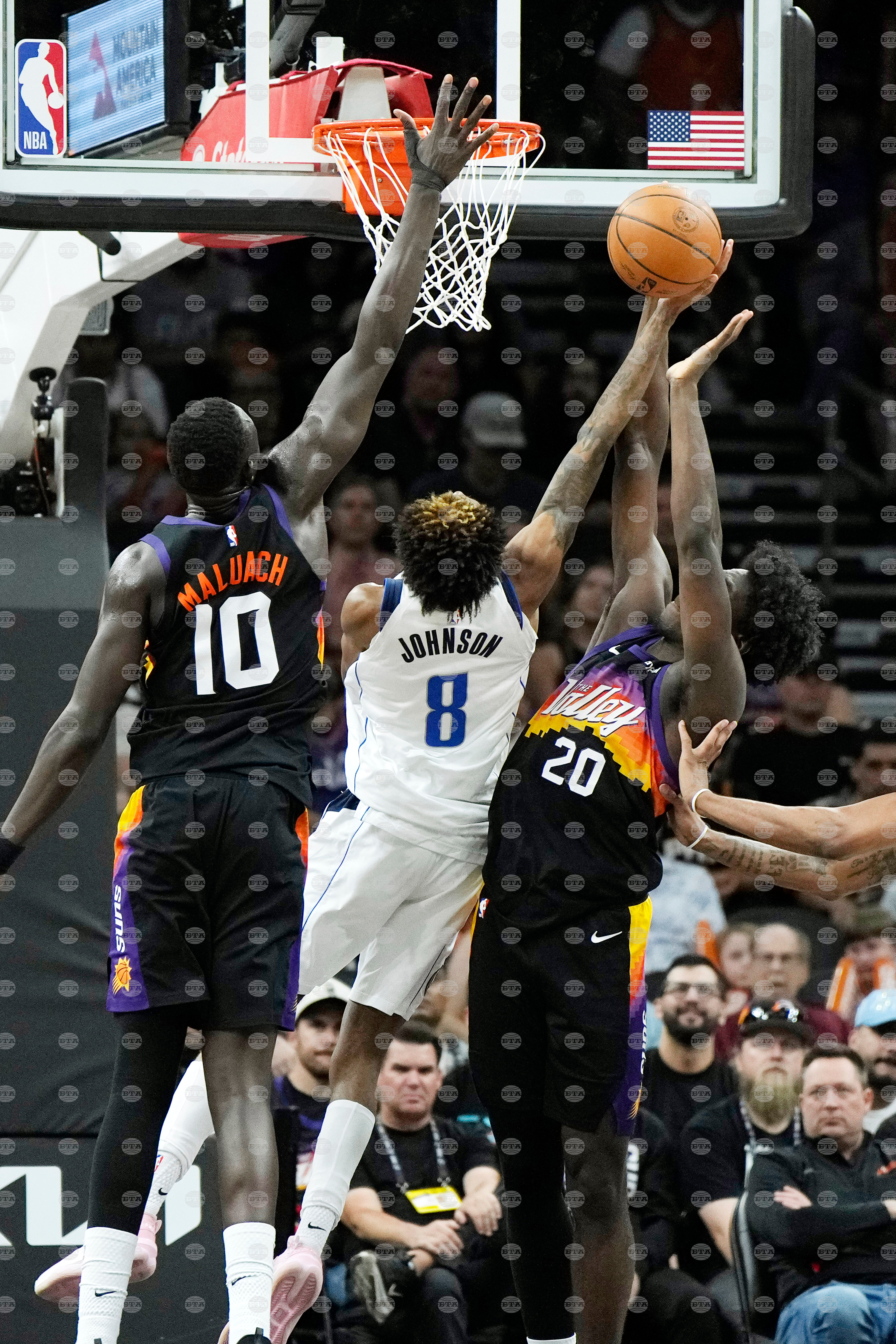 Mavericks Suns Basketball