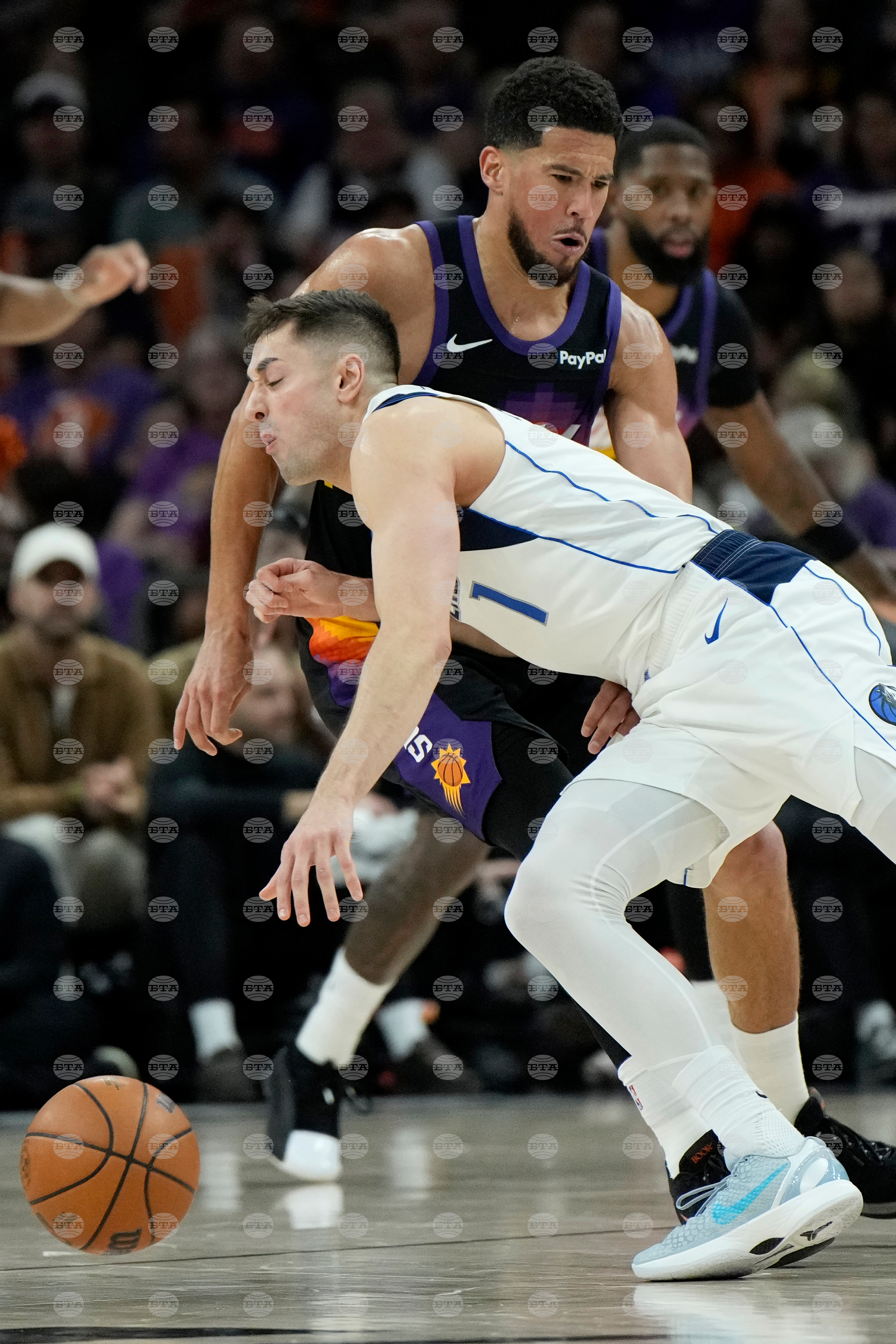 Mavericks Suns Basketball