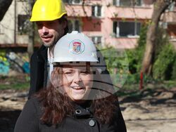 Ремонт на Дебърската градина - първа копка