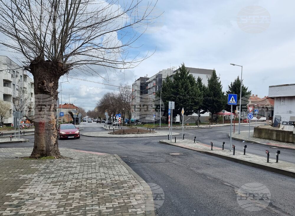 Елхово - кръгово кръстовище