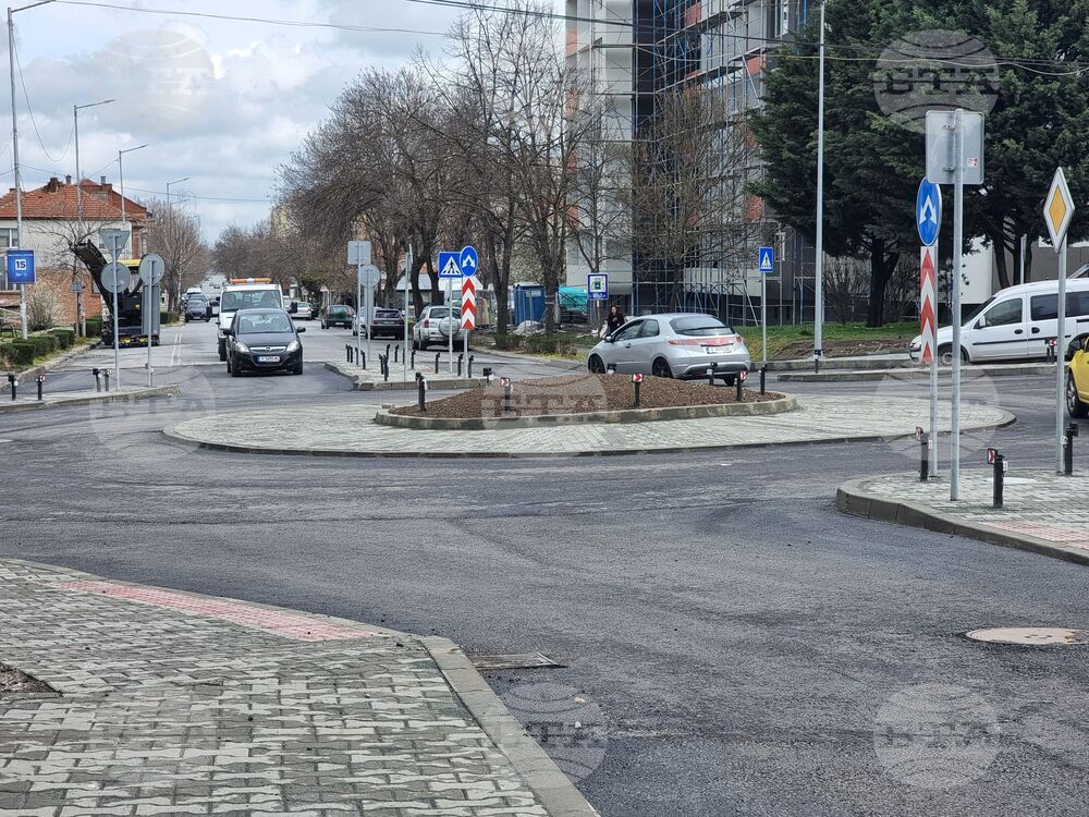 Елхово - кръгово кръстовище