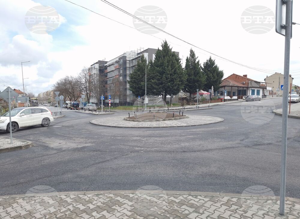 Елхово - кръгово кръстовище