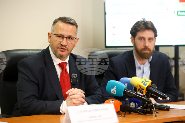 От началото на акция „Чиста храна“ до момента са затворени 27 обекта и над 260 тона потенциално опасни храни са спрени, каза изп. директор на БАБХ