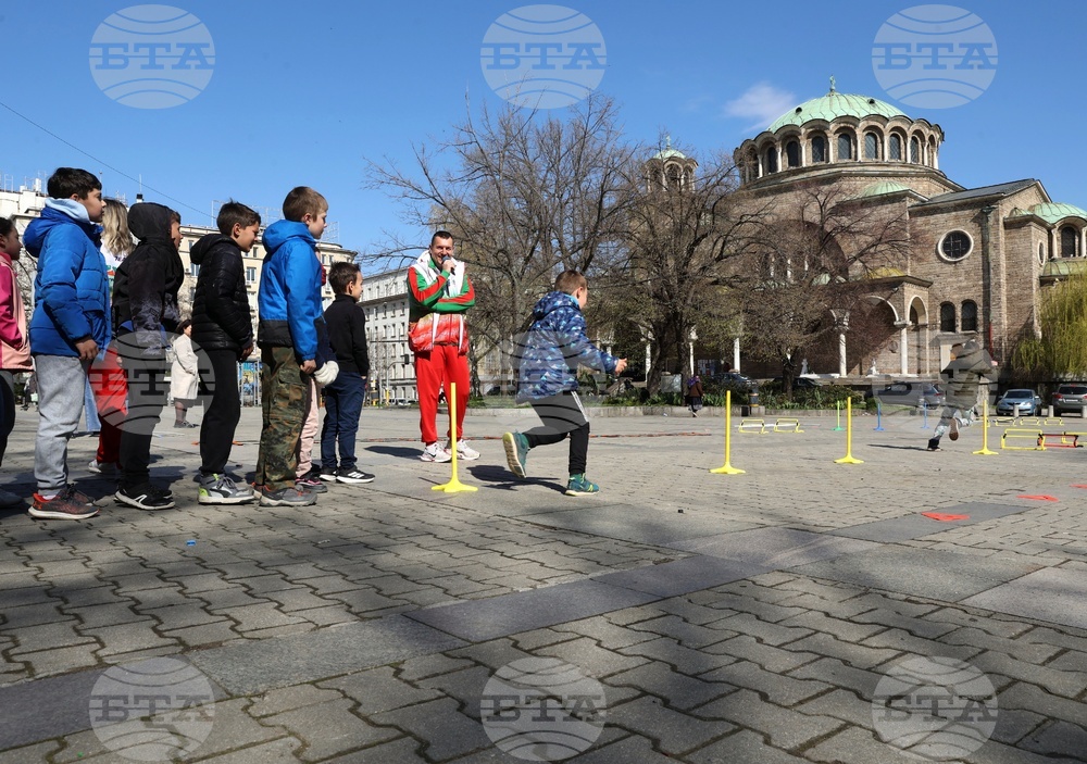 Празник на православния дух и традиции - традиционно боядисване на великденски яйца