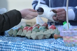 Празник на православния дух и традиции - традиционно боядисване на великденски яйца