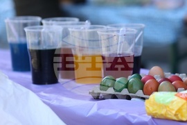 Празник на православния дух и традиции - традиционно боядисване на великденски яйца