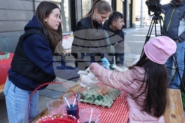 Празник на православния дух и традиции - традиционно боядисване на великденски яйца