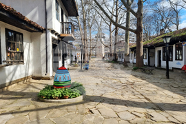 Добрич - етнографски комплекс - украса