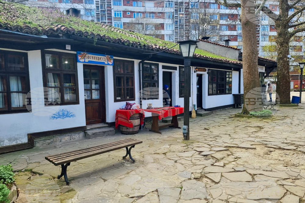 Добрич - етнографски комплекс - украса