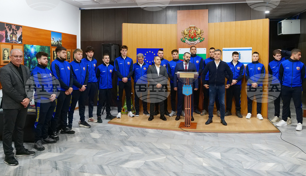 Варна - водна топка - отбор „Комодор“ - среща - заместник-кмет