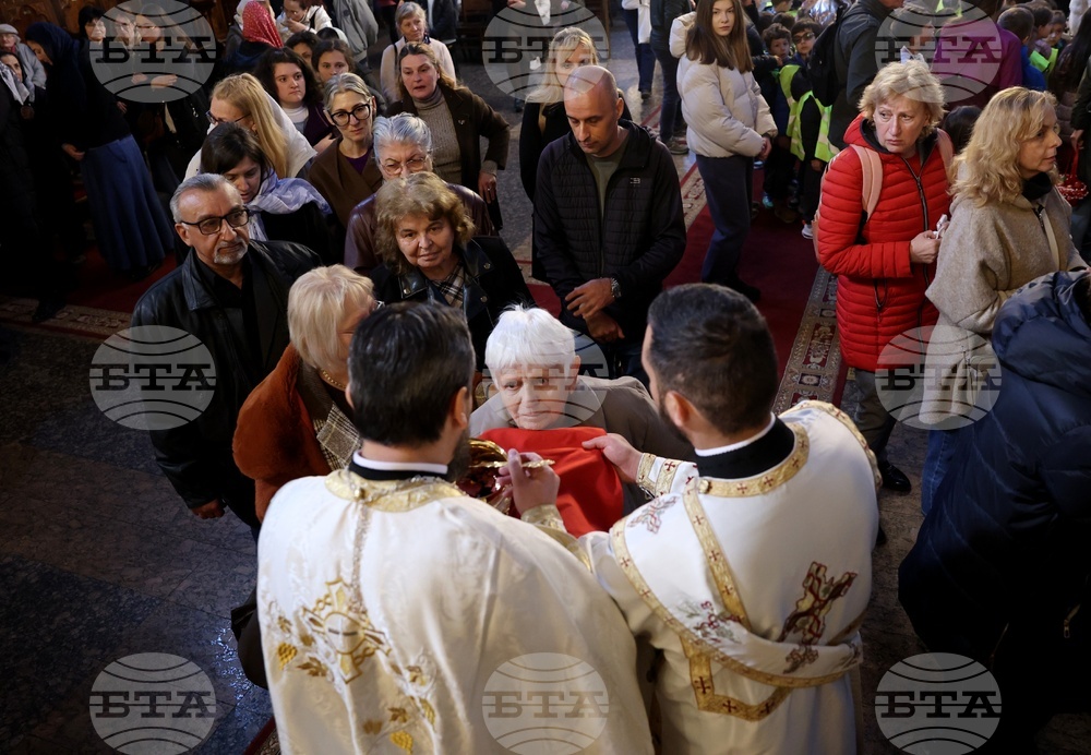 Holy Thursday - Service - Church of St, Nedelya - Sofia - Patriarch Daniil