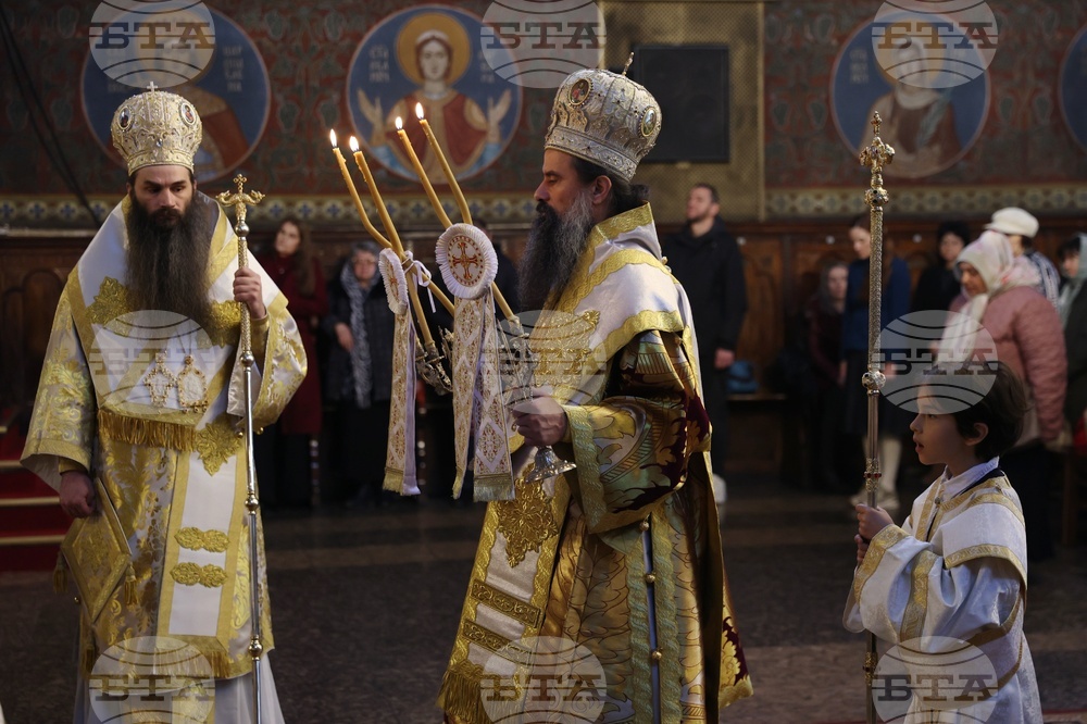 Holy Thursday - Service - Church of St, Nedelya - Sofia - Patriarch Daniil