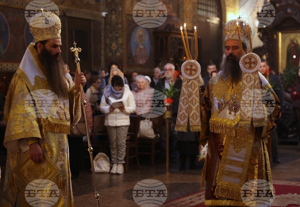 Holy Thursday - Service - Church of St, Nedelya - Sofia - Patriarch Daniil