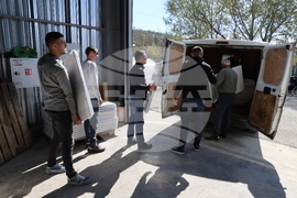 Благоевград - парламентарни избори - паравани за гласуване - транспортиране