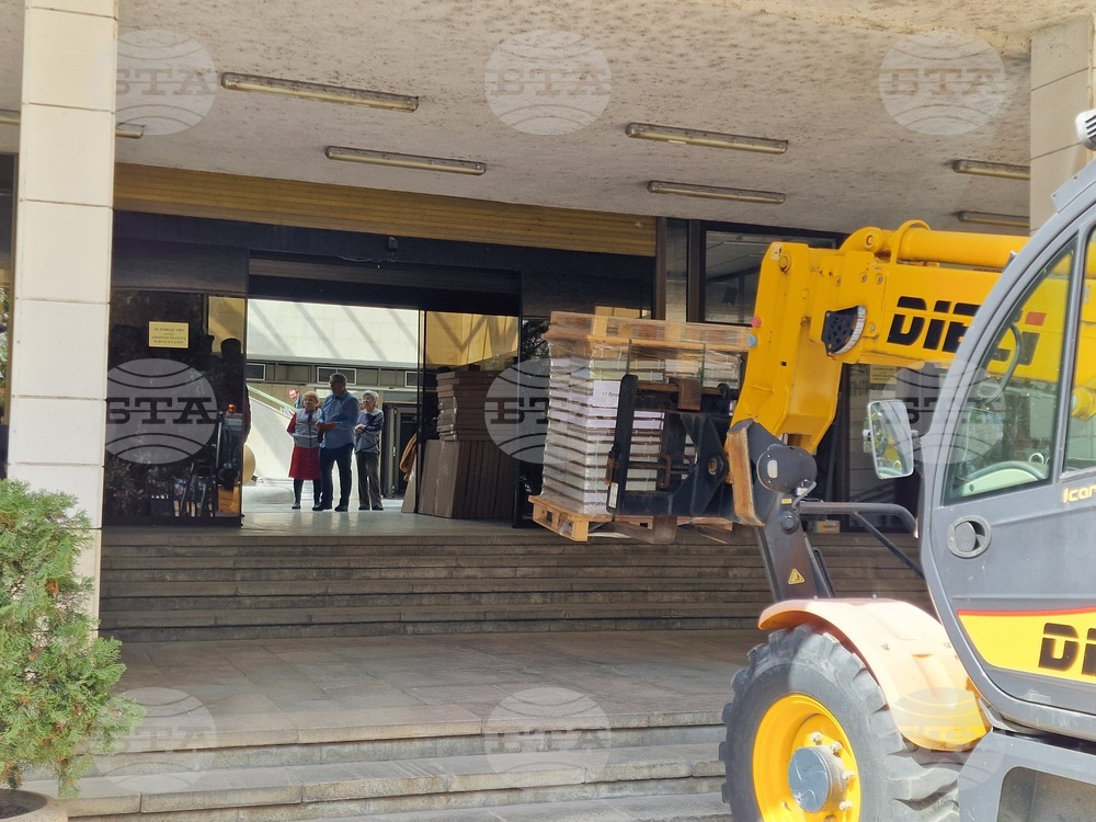 Пловдив - бюлетини - избори - пристигане