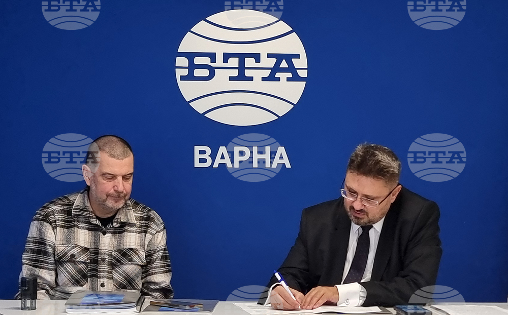 Национален пресклуб на БТА Варна - договор за сътрудничество - подписване