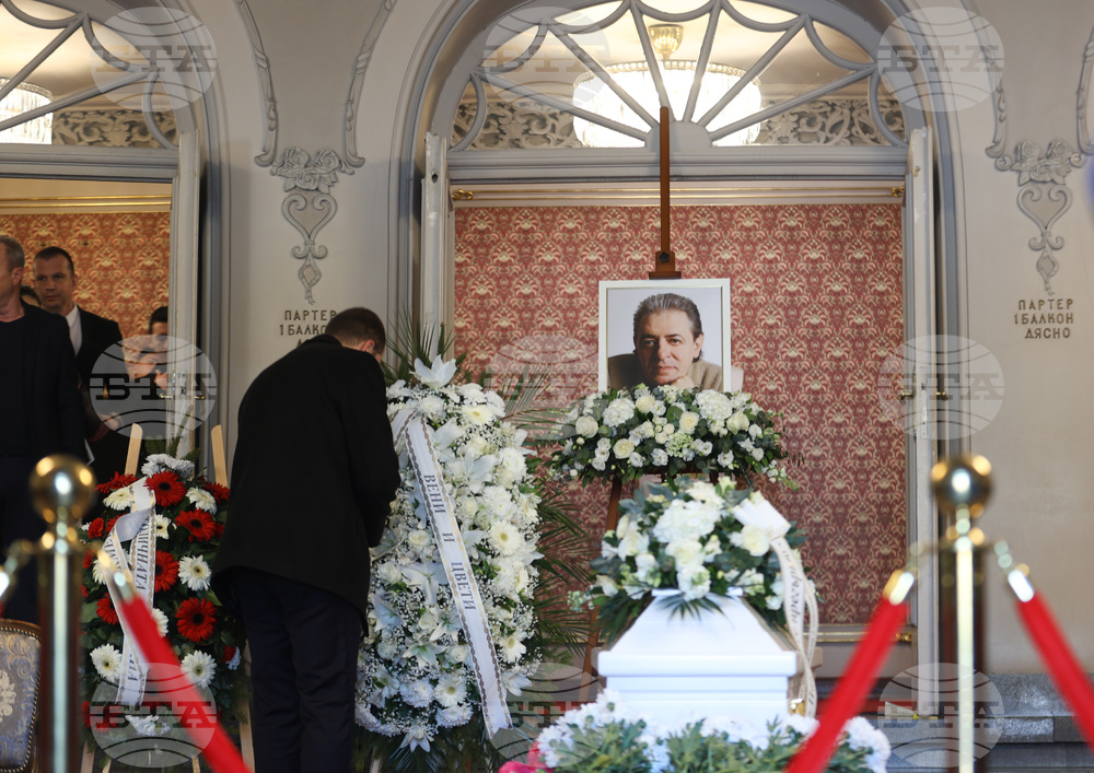 Михаил Белчев  - поклонение